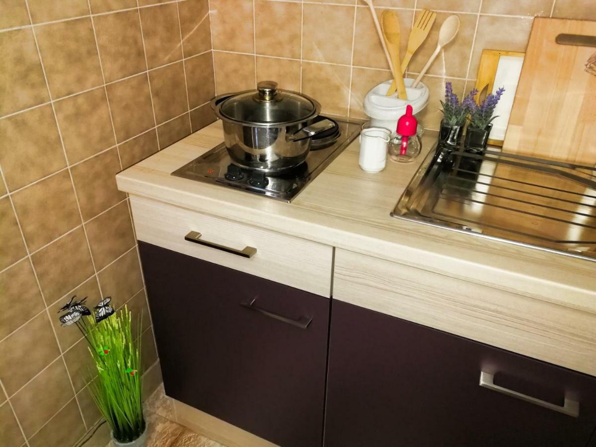 Apartman Damir Sumartin Exterior foto
