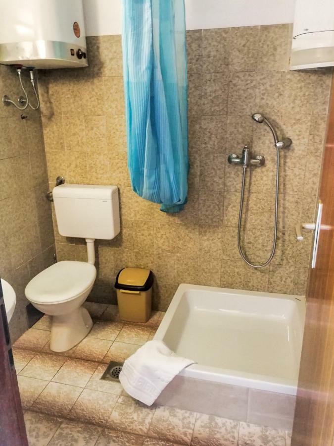 Apartman Damir Sumartin Exterior foto